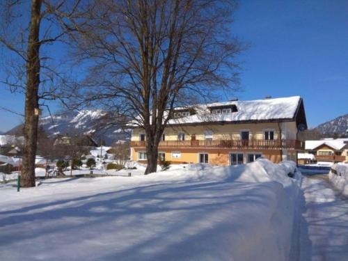 Cozy holiday apartment in Bad Mitterndorf in beautiful surroundings