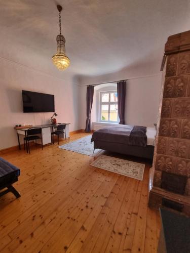 TV/Unterhaltungsangebot in der Unterkunft Hotel im Stift Neuberg