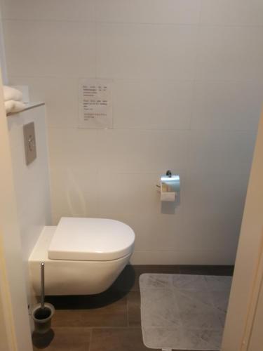 Ένα μπάνιο στο 21a Comfortable Studio