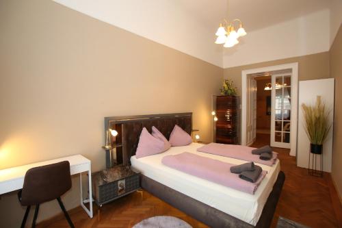 Krevet ili kreveti u jedinici u okviru objekta Apartments Vienna Opera