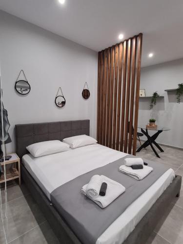 Zdjęcie z galerii obiektu Central Square apartment 2 w mieście Larisa
