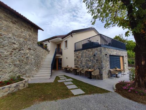 Imagen de la galería de Boutique rooms by Petrič winery, en Dobravlje