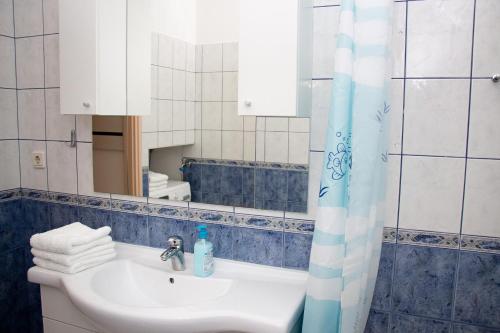 Apartment Leatoni