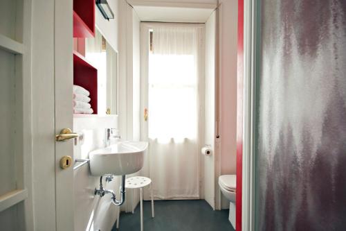 Vonios kambarys apgyvendinimo įstaigoje Apartment A Casa di Papà