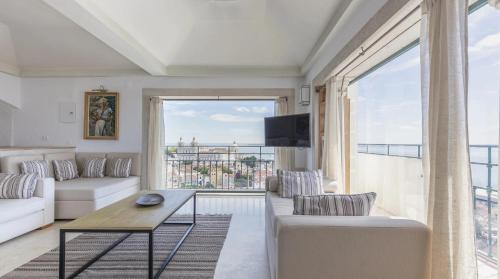 Penthouse Terrace 360º Lisbon View by LovelyStay