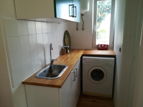 Afbeelding uit fotogalerij van Casa do Cristo Rei in Almada