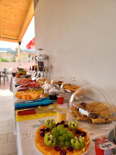 Gallery image of ADMIRO Hotel in Ksamil