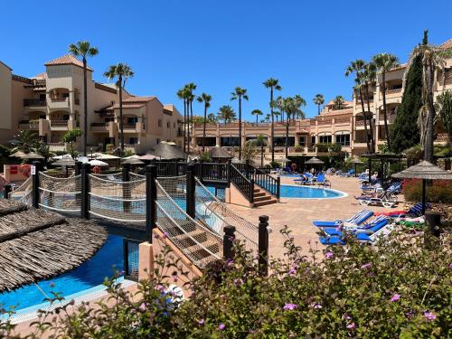 Fantástico Apartamento con vistas al mar zona Club la Costa Castillo Fuengirola