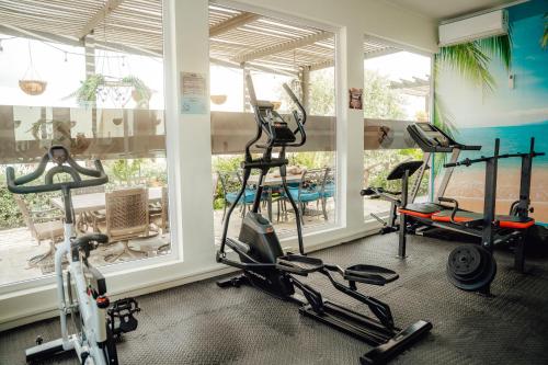Het fitnesscentrum en/of fitnessfaciliteiten van RH Boutique Hotel Aruba