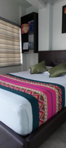 Hotel La Castellanaにあるベッド