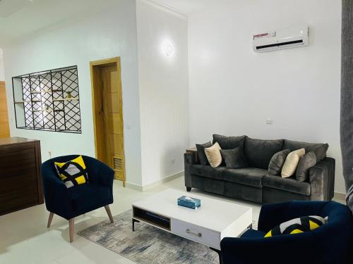 صورة لـ The Zen Loft - 2BR Open Plan Apt W/Pool+Smart Lock في ليكى