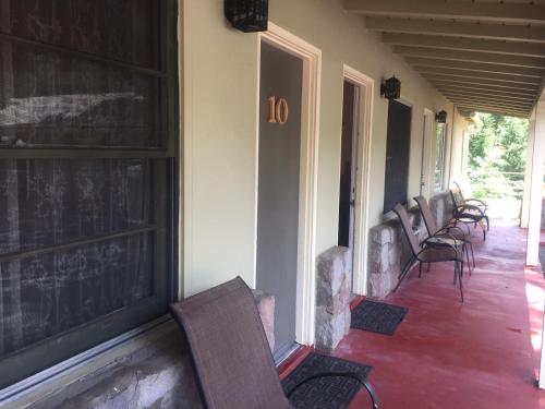 Χώρος καθιστικού στο Dunsmuir Lodge