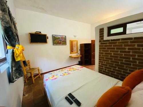 Μια τηλεόραση ή/και κέντρο ψυχαγωγίας στο HOTEL EX HACIENDA EL MOLINO