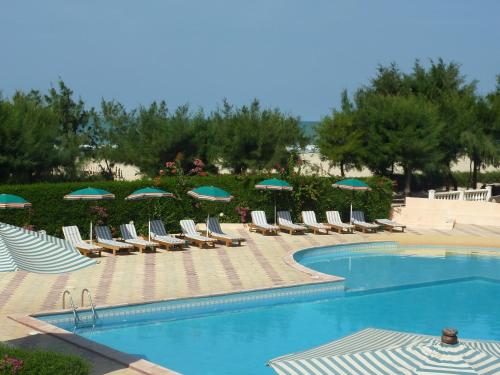 Πισίνα στο ή κοντά στο Hotel Cap Saint Louis