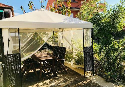 Garden cozy apartment