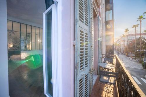 Diamond Apartment