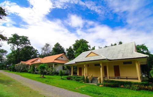 Photo de la galerie de l'établissement ฺBokkhorani resort, à Ban Mai