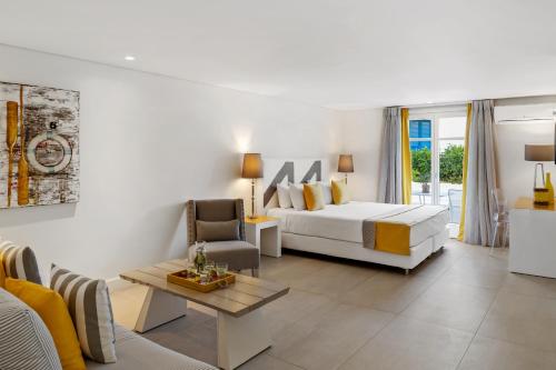 Voodi või voodid majutusasutuse Marpunta Resort Alonnisos toas