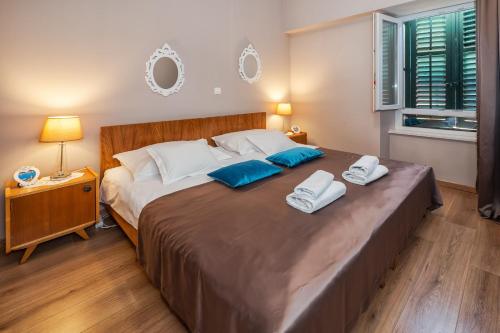 Apartment Queen Teuta in the heart of Split historical heritage