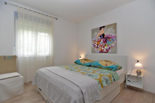 House Mirna 2177