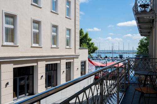 Foto JOHOUSE Apartment 4 1