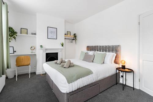 Ένα ή περισσότερα κρεβάτια σε δωμάτιο στο City Reach by Staytor Accommodation