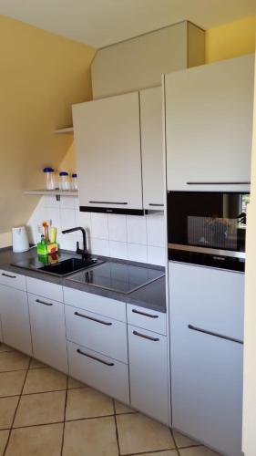 Dapur atau dapur kecil di Ferienwohnung Safari