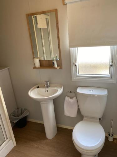 Bathroom sa Edinburgh, Seton Sands Abi Horizon