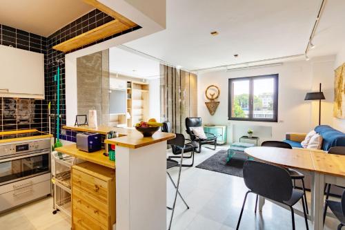 Betis riverside skyview by Valcambre