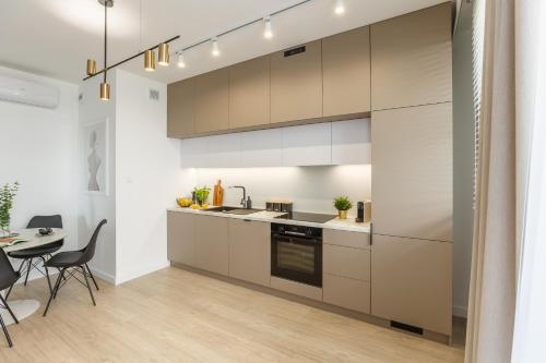 Dapur atau dapur kecil di Emihouse Skyline Apartments