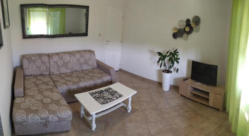Apartment Mer