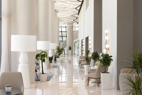 Posezení v ubytování Sheraton Nice Airport