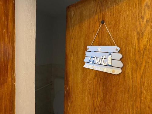 Certifikát, hodnocení, plakát nebo jiný dokument vystavený v ubytování Alleinstehendes Haus am Meer Robinson