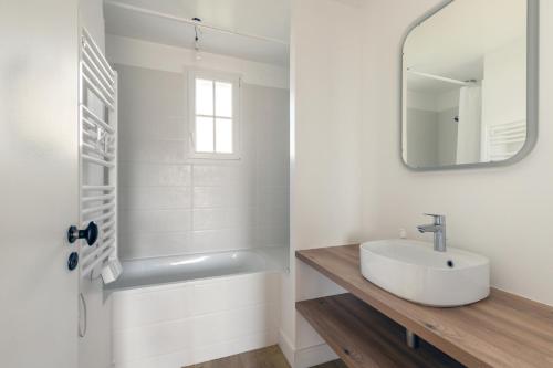 Kúpeľňa v ubytovaní Maison moderne pour 5 personnes à Noirmoutier