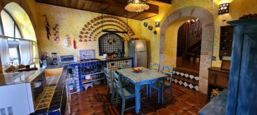 Quinta Tere Hotel & Galleryにあるレストランまたは飲食店