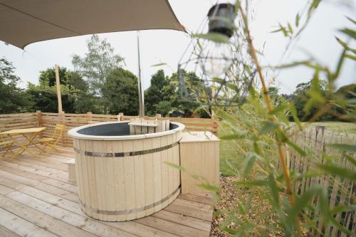 Foto dalla galleria di Bulles Odette & Ginette et Tiny House Suzette "Au guet Marais" Etape Insolite a Paliseul