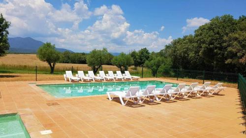 Galeriebild der Unterkunft Masía para grupos con piscina privada-28 pax in Girona