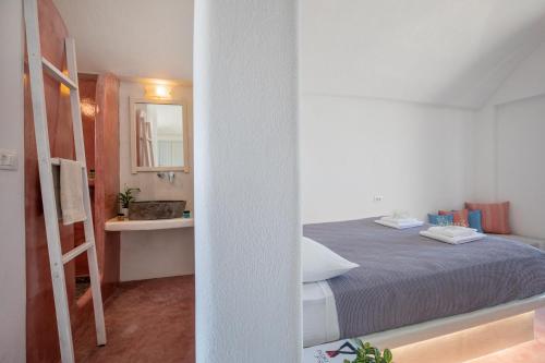 Gallery image of Sea View Beach Hotel in Perivolos