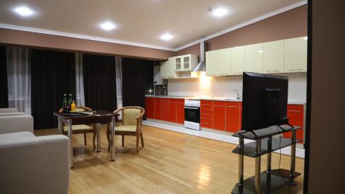 Dapur atau dapur kecil di Grand Avenue Hotel