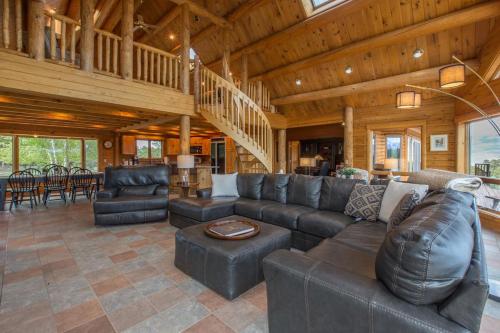 5000 Ponderosa Drive – Photos 5