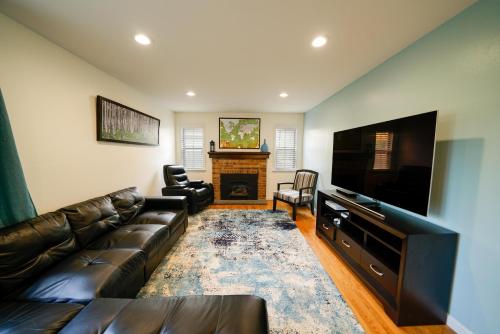 4807 E Davies Place – Photos 3