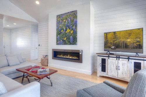 436 Estancia Loop – Photos 5