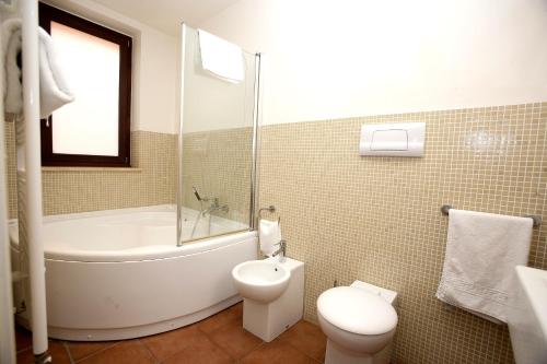Un baño de La Chicca Palace Hotel