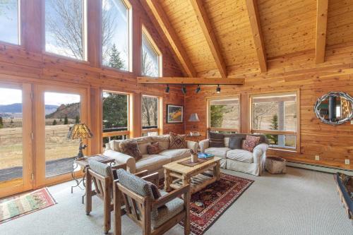 Middle Creek Mountain Ranch – Photos 4