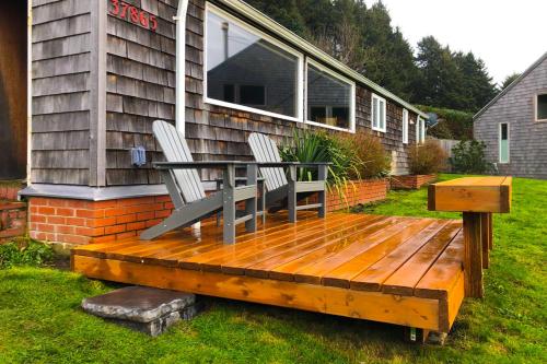 Beach Bungalow – Photos 2