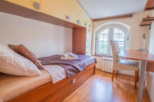 Apartments Laganini
