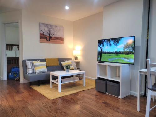 Brooklyn entire 2-bedroom loft – Photos 3