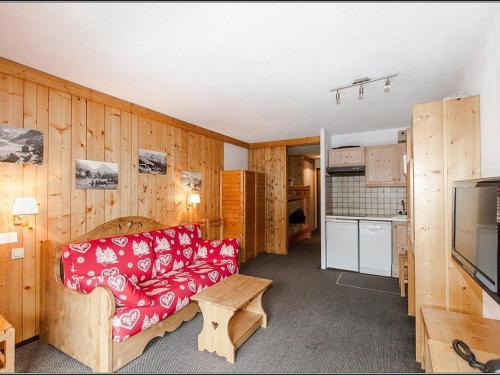 Photo de la galerie de l'établissement Studio Confortable avec Balcon, Centre de Val d'Isère, Proche Pistes - FR-1-518-126, à Val dʼIsère