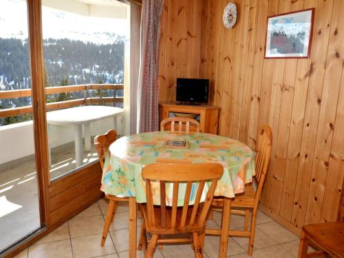 Studio lumineux au centre de Flaine avec balcon et kitchenette - FR-1-425-152