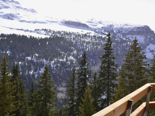 Photo de la galerie de l'établissement Studio lumineux au centre de Flaine avec balcon et kitchenette - FR-1-425-152, à Flaine